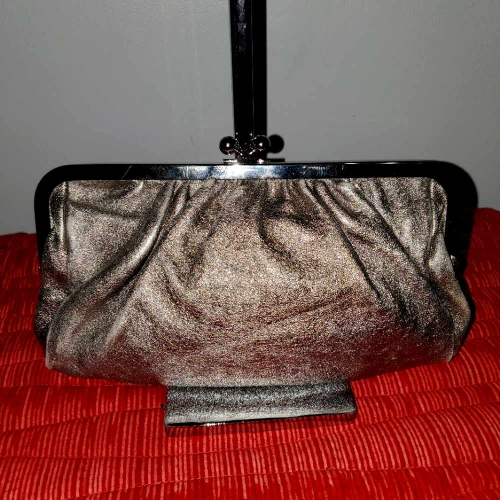 Kisslock long wallet By Express